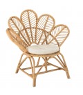 Fauteuil en forme de fleur en rotin et coussin blanc CREAM