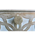 Table de chevet style oriental bois sculpté 1 porte blanc patiné doré Monboly