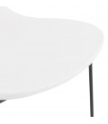 Chaise design NUMERIK blanche avec pieds en métal noir - 