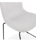 Chaise design empilable DISTRIKT en tissu gris clair avec pieds en métal noir - 