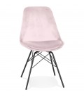 Chaise design ZAZY en velours rose et pieds en métal noir - 