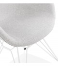 Chaise moderne ATOL en tissu gris clair avec pieds en métal blanc - 