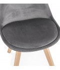 Chaise en velours gris JOE avec structure en bois naturel - 