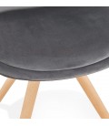 Chaise vintage RICKY en velours gris et pieds en bois naturel - 