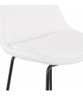 Tabouret de bar LEONIE en tissu bouloché blanc et pied en métal noir - 
