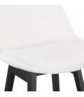 Tabouret snack mi-hauteur SANDRA MINI en tissu bouloché blanc et pied en bois noir - 