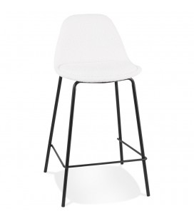 Tabouret snack mi-hauteur PLUMAR MINI en tissu bouclé blanc et pied en métal noir