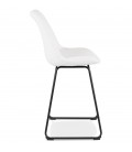 Tabouret snack mi-hauteur ALICE MINI en tissu bouloché blanc et pied traineau en métal noir - 